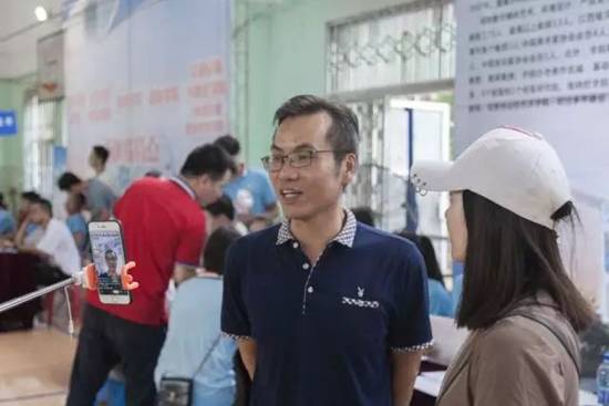https://mmbiz.qlogo.cn/mmbiz_jpg/FIEib783fvQLlXj02crmXNlhTVWib8Dd2jnhdJVoDLFw56tA3rQa6Q6rtxYpK9Ax7OUEibzTUH5N7XUgJFlwQdI5Q/0?wx_fmt=jpeg