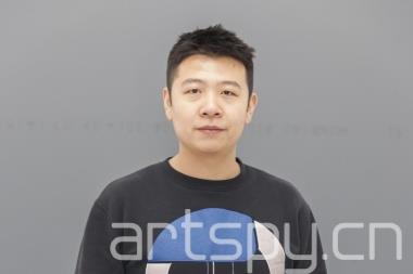 何翔宇.jpg